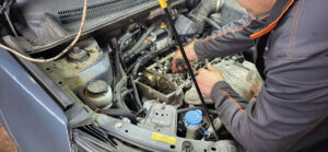 регулювання клапанів двигуна